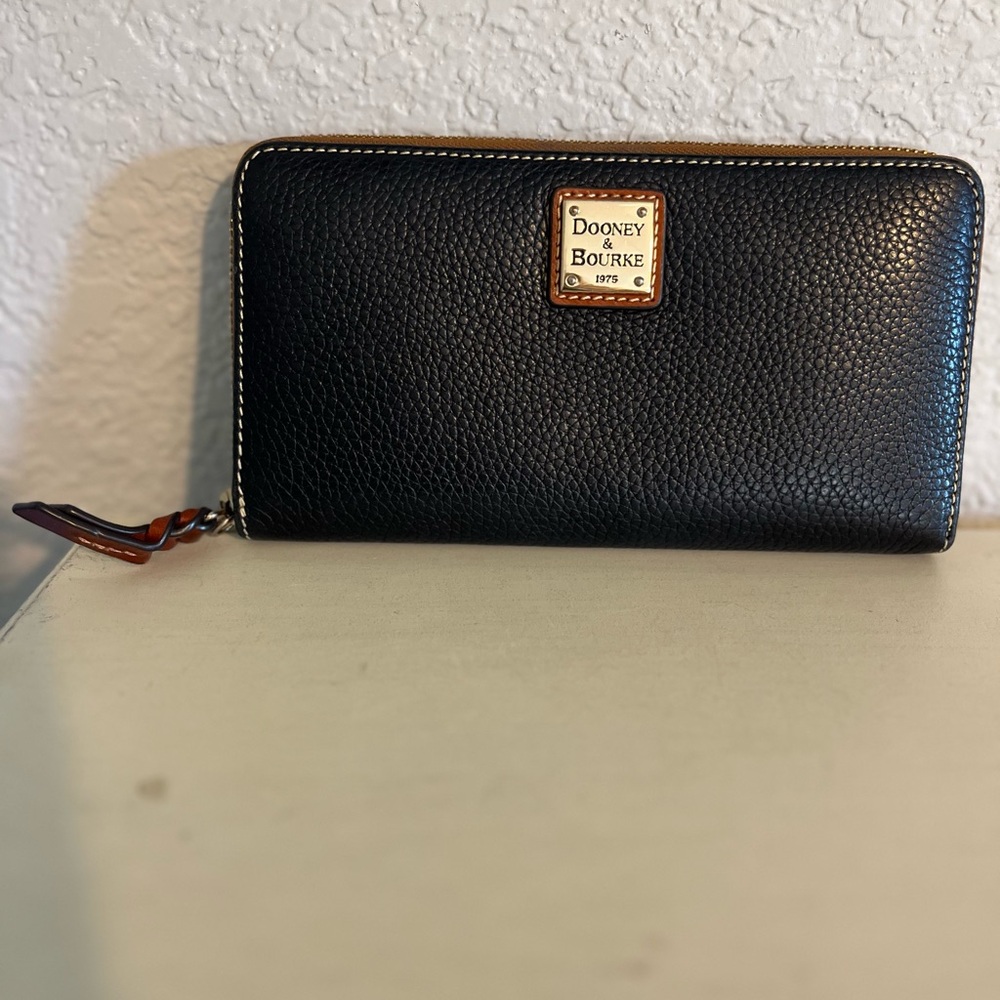Dooney & Bourke Pebbled Leather Zip Around Wallet